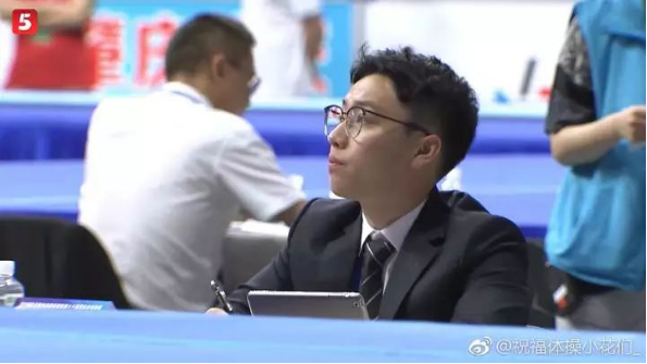 奧運五金王鄒凱回歸賽場變身裁判 期待未來再“戰(zhàn)”奧運